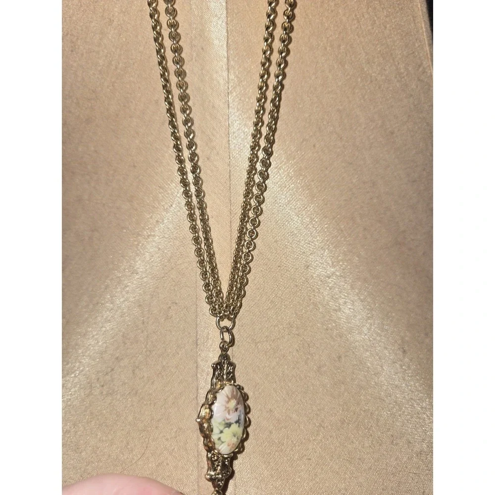 Vintage 1975 Avon French Flowers Solid Perfume Locket Necklace Gold Tone Pendant